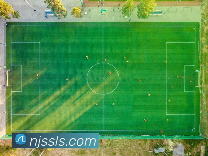 欧冠决赛直播台转播渠道与时间安排及观赛看点解析对球迷影响